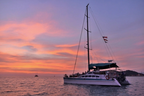 Picture of Signature Sunset Dinner Cruise